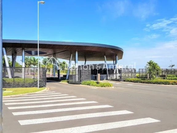 Imagem Terreno plano, com 510 m², localizado no Condomínio Tamboré em Jaguariúna-SP, área central, mel...
