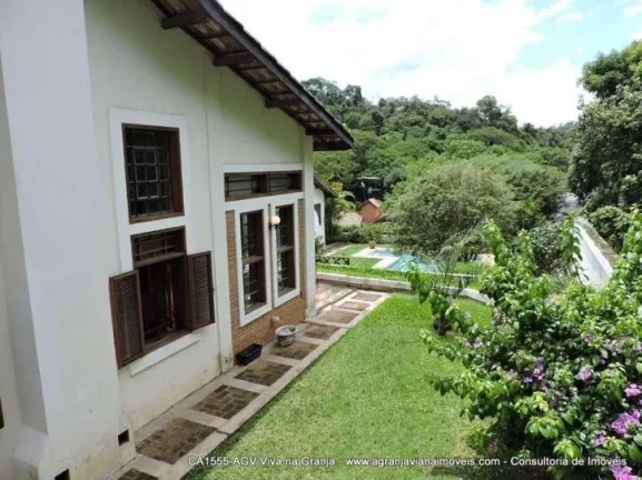 Imagem Cond Forest Hills - Casa Colonial, 4 sts e piscina! Ao lado do clube! GV