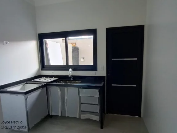 Imagem Apartamento de 2 dormitórios, novinho, moderno e a apenas 600 metros da praia. Disponível para locação em Peruíbe.