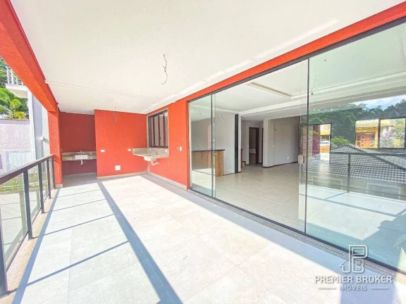 Imagem Casa à venda, 300 m² por R$ 1.350.000,00 - Vargem Grande - Teresópolis/RJ