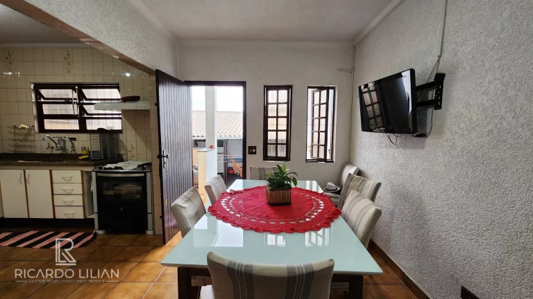 Imagem Sobrado Exclusivo no Paraventi: Conforto, Elegância e Localização Privilegiada!