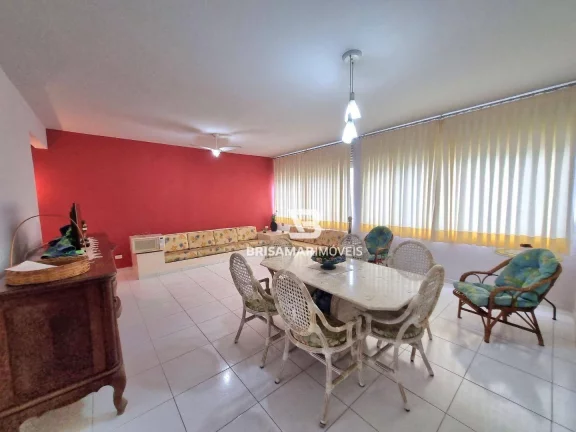 Imagem PITANGUEIRAS- UMA QUADRA DA PRAIA , LOCALIZAÇÃO ESPETACULAR , GARAGEM .