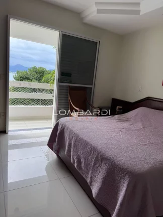 Imagem Excelente oportunidade apartamento espaçoso 137m² Praia das Toninhas/Ubatuba
