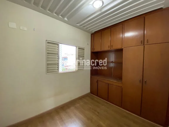 Imagem Imperdível: Apartamento 3 quartos, 1 vaga, elevador e armários planejados no Jardim Paraná, Londrina - PR. Apenas R$ 229 mil! Localização privilegiada!