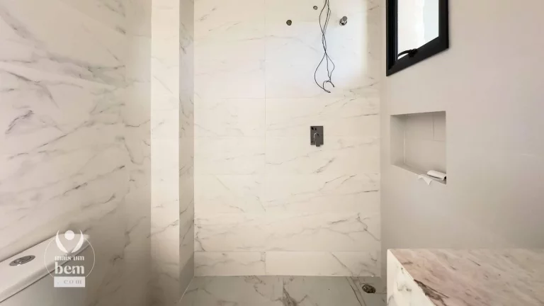 Imagem Sobrado com 190 m², 3 quartos, 3 Suites, Churrasqueira, com Quintal à venda por R$ 1.430.000 - Campo Comprido - Curitiba/PR