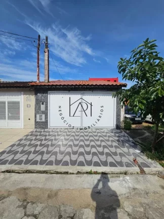 Casa para Venda em Praia Grande, Mirim, 2 dormitórios, 1 suíte, 3 banheiros, 3 vagas