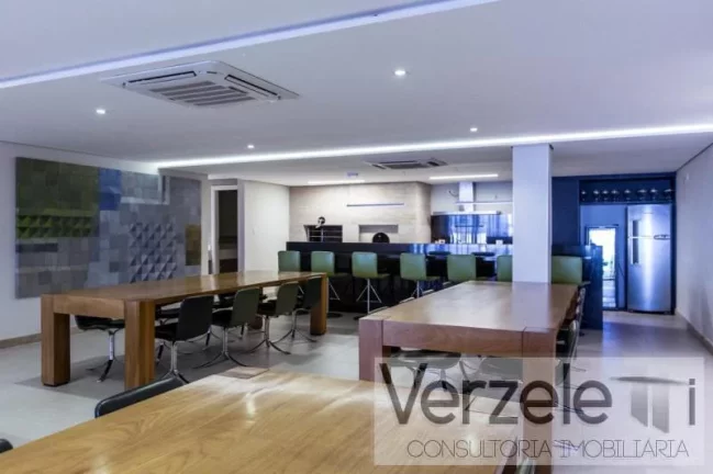 Imagem Frente ao Mar para Venda em Balneário Camboriú / SC no bairro Centro