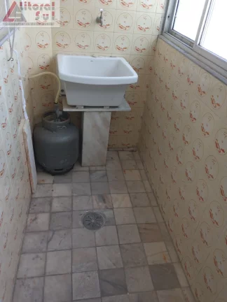 Imagem Apartamento à venda em Praia Grande-SP, no bairro Ocian: 2 quartos, sala, banheiro, vaga de garagem, 70m². Venha conferir!
