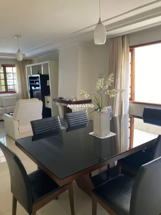 Imagem Casa de 156m2 com 3 dormitórios(1suite), 4 vagas- Quintal espaçoso e integrado