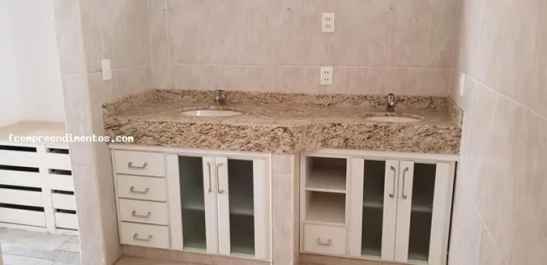 Imagem Casa para Venda em Piracicaba, Centro (Ártemis), 3 dormitórios, 1 suíte, 3 banheiros, 1 vaga