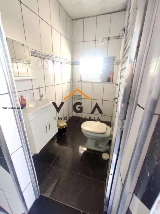 Imagem Casa para Venda em Ferraz de Vasconcelos, Jardim Helena, 5 dormitórios, 4 banheiros, 1 vaga