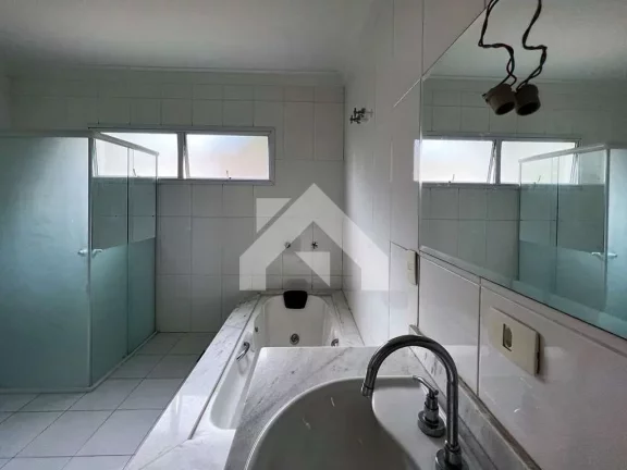 Imagem Casa de Condomínio em Chácara Santa Lúcia - Carapicuíba