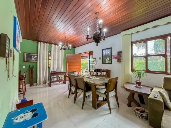 Imagem Casa à venda, 118 m² por R$ 890.000,00 - Albuquerque - Teresópolis/RJ