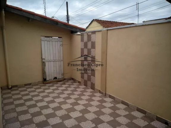Imagem Casa à venda no bairro São Benedito - Guaratinguetá/SP