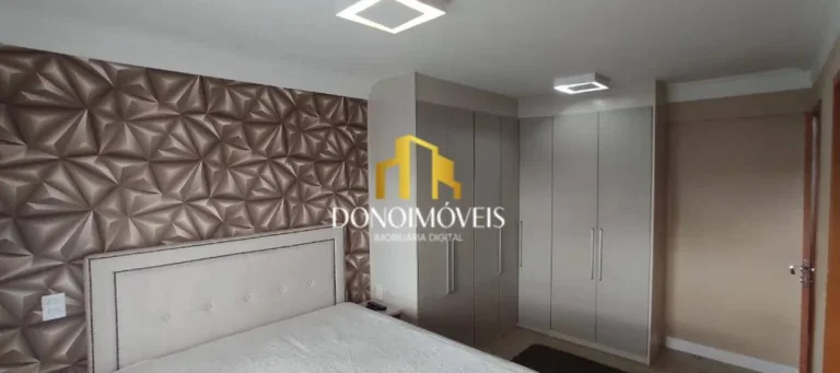 Imagem O apartamento no Condomínio SKY Patriani, em Santo André, tem 83m² e conta com 2 suítes, 2 vagas...