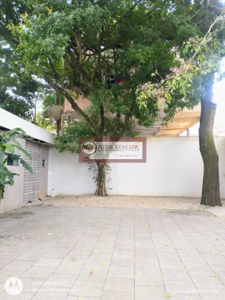Imagem Apartamento próximo Av Interlagos com 2 dormitórios em Vila Campo Grande - São Paulo