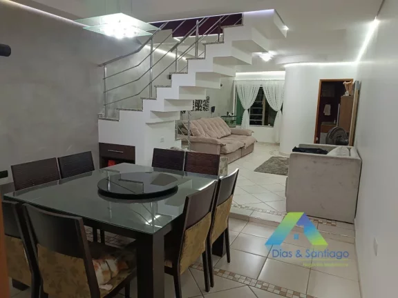 Imagem Casa com 03 quartos na Vila Ema 190m²