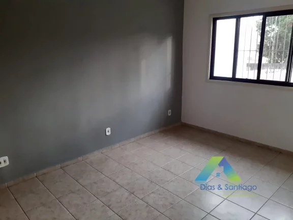 Imagem CASA TÉRREA COM 4 DORMITÓRIOS, 5 VAGAS E PISCINA EM JARDIM DA SAÚDE/SP!