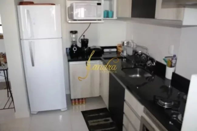 Imagem Apartamento de frente para a praça, com 3 dormitórios e com 2 box