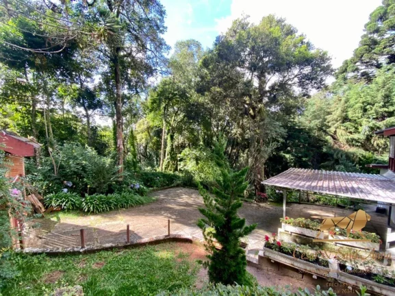 Imagem Casa com 6 quartos a venda em Campos do Jordão