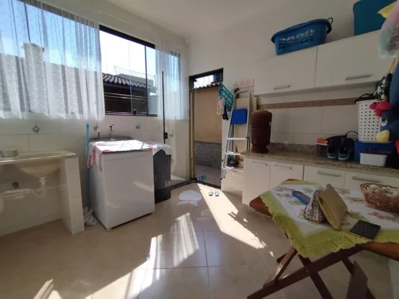 Imagem Sobrado com 3 dormitórios à venda, 164 m² por R$ 640.000,00 - Jardim Cacique - Suzano/SP