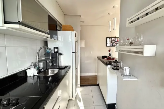 Imagem Apartamento à Venda com 46m², Varanda, Móveis Planejados, Conforto e Lazer à Porta de Casa