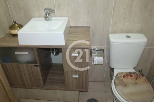 Imagem Na melhor rua de Moema, 159m², 4 suítes