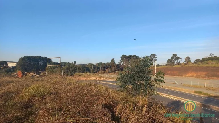 Imagem Área Industrial frente para a nova duplicada Rodovia Bungiro Nakao, Cotia