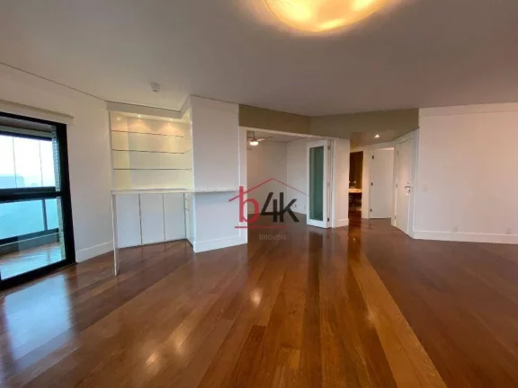 Imagem Apartamento reformado com 125 m2 à venda no Camp Belo! 3 suítes e 3 vagas