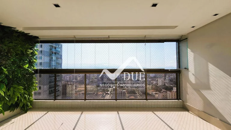 Imagem Cobertura com 4 quartos com vista mar, à venda, 350 m² por R$ 4.000.000 - Embaré - Santos/SP