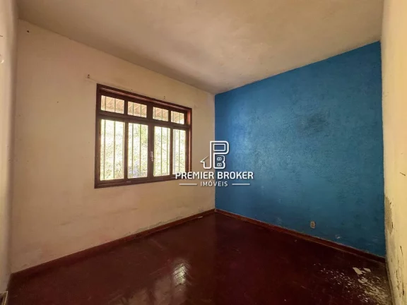 Imagem Casa com 2 dormitórios à venda, 130 m² por R$ 300.000,00 - Albuquerque - Teresópolis/RJ