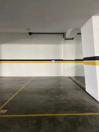 Imagem Apartamento quadra mar com 3 suítes e 3 vagas de garagem - Meia Praia/SC