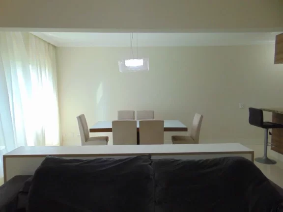 Imagem ASTÚRIAS - PERTINHO DO MAR, TOTALMENTE REFORMADO E DECORADO, 2 VAGAS, LAZER NO PRÉDIO.