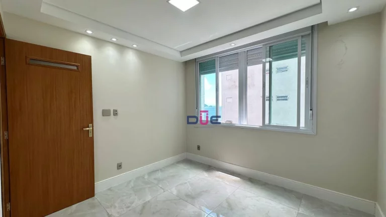 Imagem Apartamento com 3 dormitórios para alugar, 130 m² por R$ 8.800,00/mês - Boqueirão - Santos/SP
