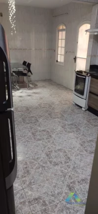 Imagem Sobrado para locação em Condomínio Fechado com 4 suítes e 4 vagas em Vila Moraes, São Paulo/SP