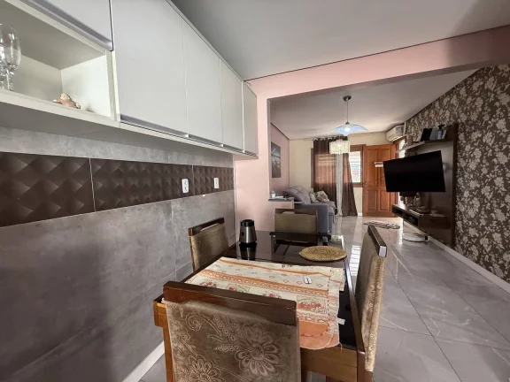Imagem Casa 70m2, 2 quartos, Piscina, Bairro Campestre São Leopoldo - RS