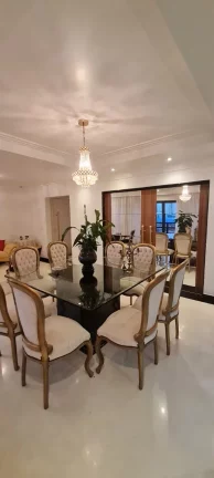 Imagem Cobertura à semi-mobiliada de 271 m², com 3 dormitórios ,sendo 2 suítes master com closet e banh...