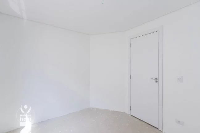 Imagem Belíssimo Sobrado de esquina com 127 m², 3 quartos (1 suíte) à venda por R$ 812.000 - Bairro Alto - Curitiba/PR Ótima oportunidade