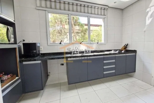 Imagem Apartamento com 116m², 3 dormitórios, sendo 1 suite, 3 banheiros, sendo 1 lavabo. Sala para dois a...
