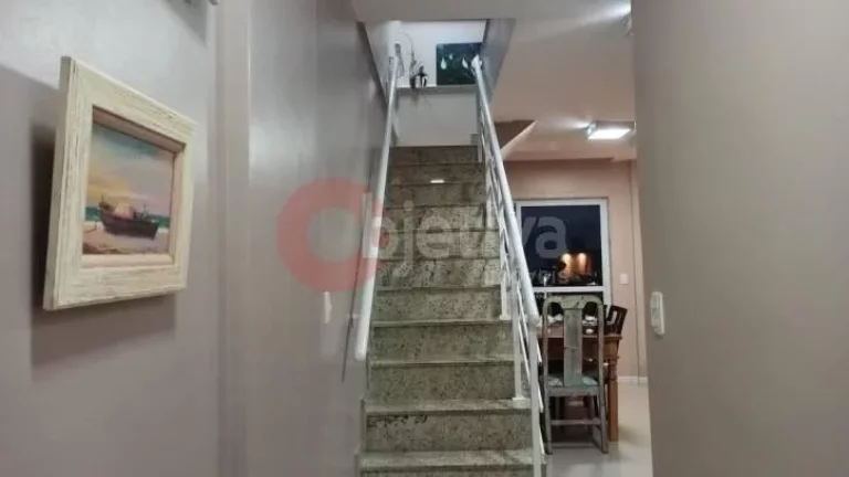 Imagem Cobertura com 3 dormitórios à venda, 194 m² por R$ 950.000,00 - Braga - Cabo Frio/RJ