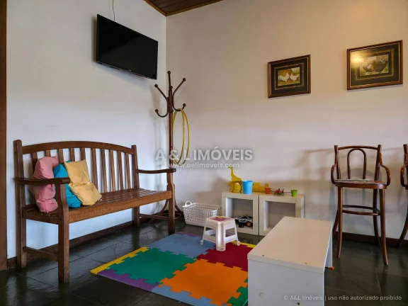 Imagem Apartamento Duplex à Venda em Campos do Jordão - 2 Suítes e Lareira