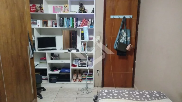 Imagem Residência Linear com 3 Quartos, Suíte e Área Gourmet em Campo Grande