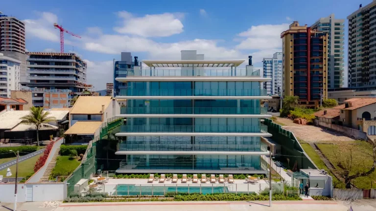 Imagem Apartamento com varanda gourmet e vista para o mar! 4 suítes em Balneário Piçarras