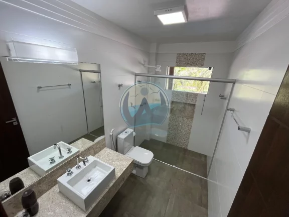 Imagem Imperdível Casa à Venda em Ubatuba-SP: 6 quartos, 4 suítes, 3 salas, 5 banheiros, 7 vagas, 753,00m²!