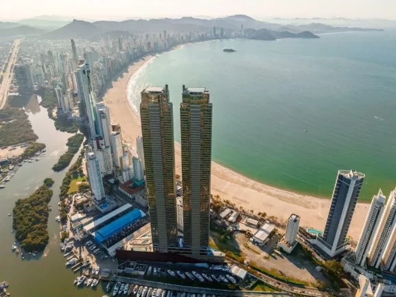 Imagem Decorado com 4 dormitórios à venda sendo 4 suítes, 261.04 m² por - R$ 10.890.000,00 - Barra Sul - Bal. Camboriú/SC