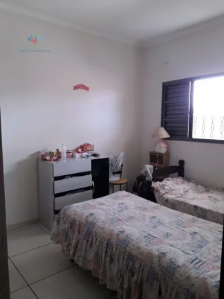 Imagem Sobrado-Padrao-para-Venda-em-Centro-Tatui-SP