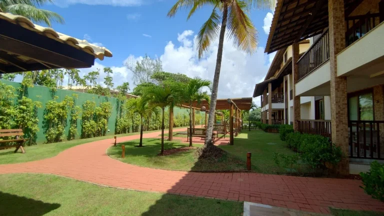 Imagem duplex com 2 Dormitórios, sendo 1 suíte, e 2 Banheiros e área privativa de 65m² em Itacimirim BA