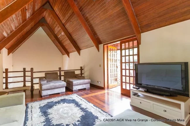 Imagem Casa com 7 dorms (5 suítes) à venda, 500 m² por R$ 3.900.000 - Granja Viana - SP