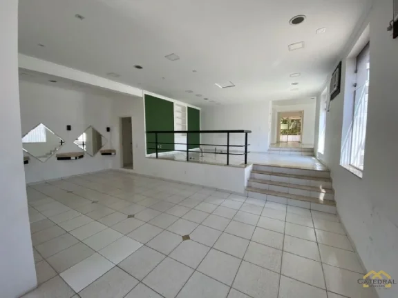 Imagem Salão à Venda com 484m² - Jardim Ana Maria - Jundiaí/SP