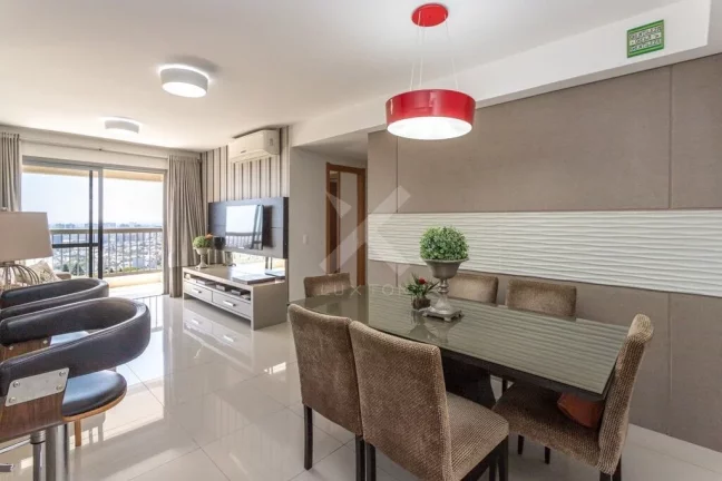 Apartamento com 2 Quartos à Venda, 86 m² em Três Figueiras - Porto Alegre